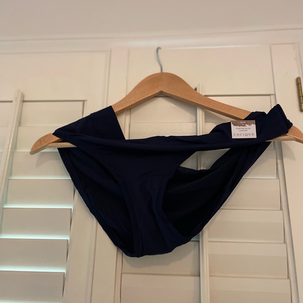 NWT, lane Bryant cacique hipster 22/24, navy